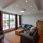 Penthouse Apartment In Der Villa Bernstein